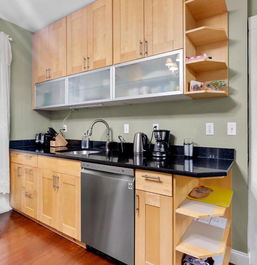 Bright & Spacious 2Br Apartment, Mins From Downtown Boston, Parking Buitenkant foto