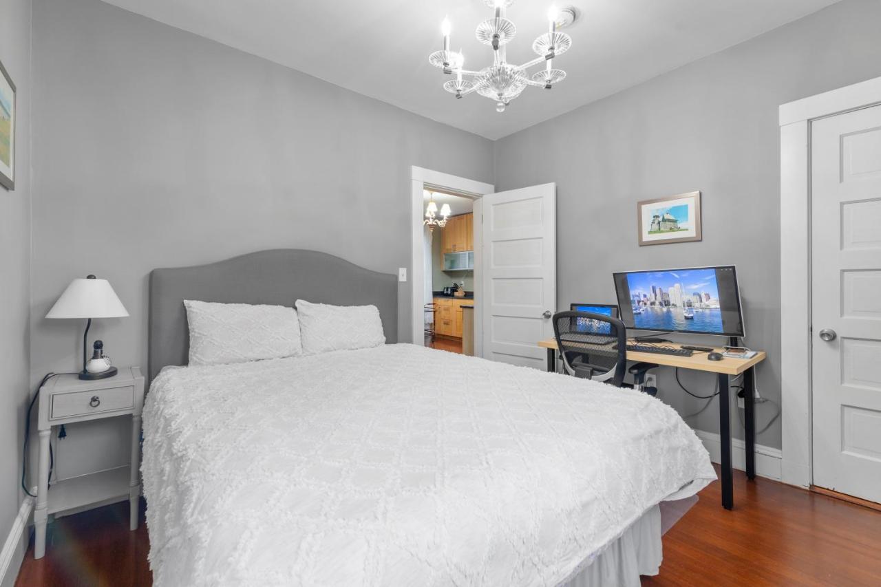 Bright & Spacious 2Br Apartment, Mins From Downtown Boston, Parking Buitenkant foto