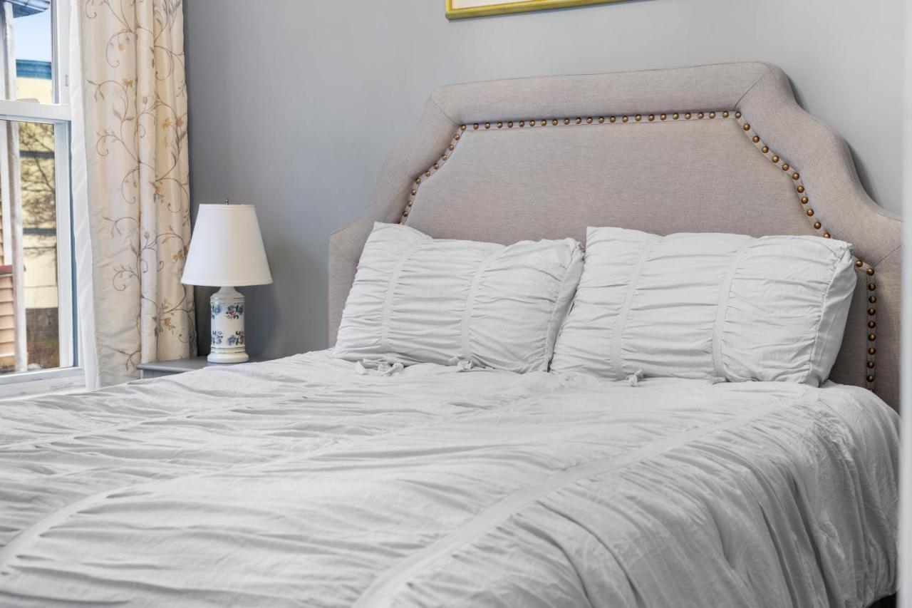 Bright & Spacious 2Br Apartment, Mins From Downtown Boston, Parking Buitenkant foto